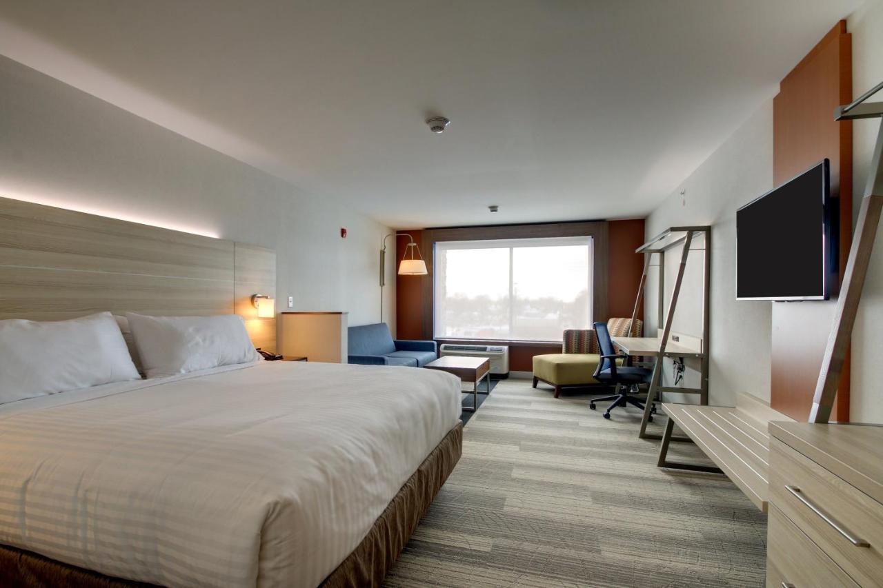 Holiday Inn Express & Suites Galesburg By Ihg Exterior foto